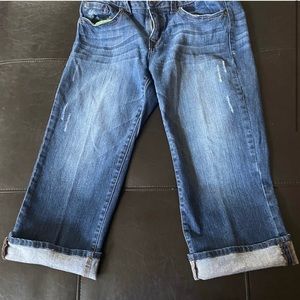 Charlotte Russe refuge distressed capri jeans, size 11 juniors.